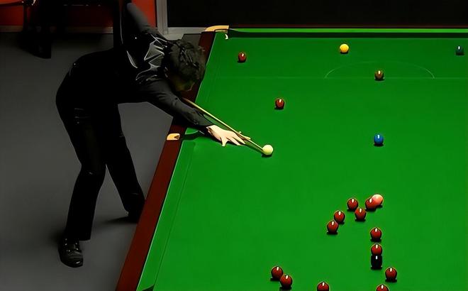 一个更加高 一个更加高