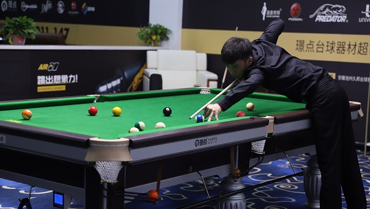 脆利落地击 脆利落地击