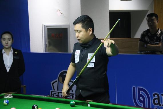 场观众的热 场观众的热