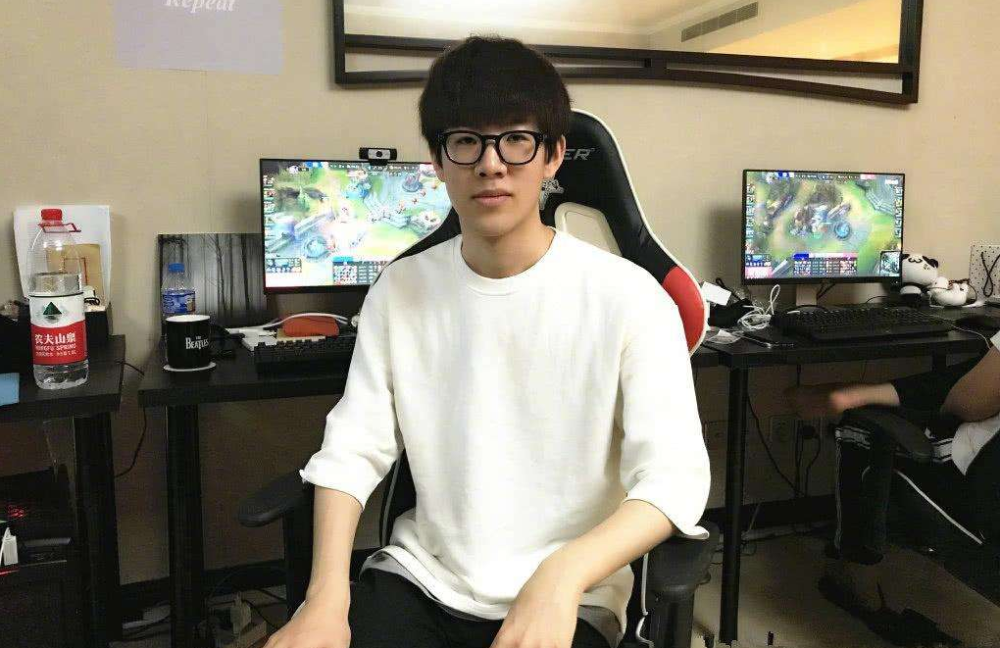 img img